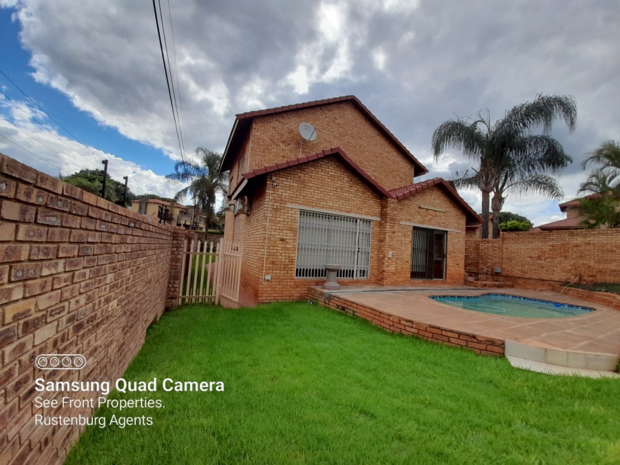 4 Bedroom Property for Sale in Safari Gardens North West